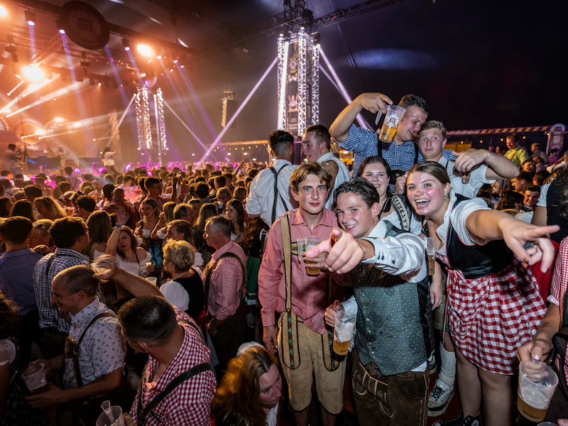 Maas en Waalse Oktoberfeesten slaan jaar over en stoppen misschien voorgoed: ‘Dit geeft ons veel stress’